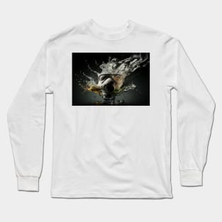 Cyberpunk Gasmask Artwork / Gasmask Splashing In Water Long Sleeve T-Shirt